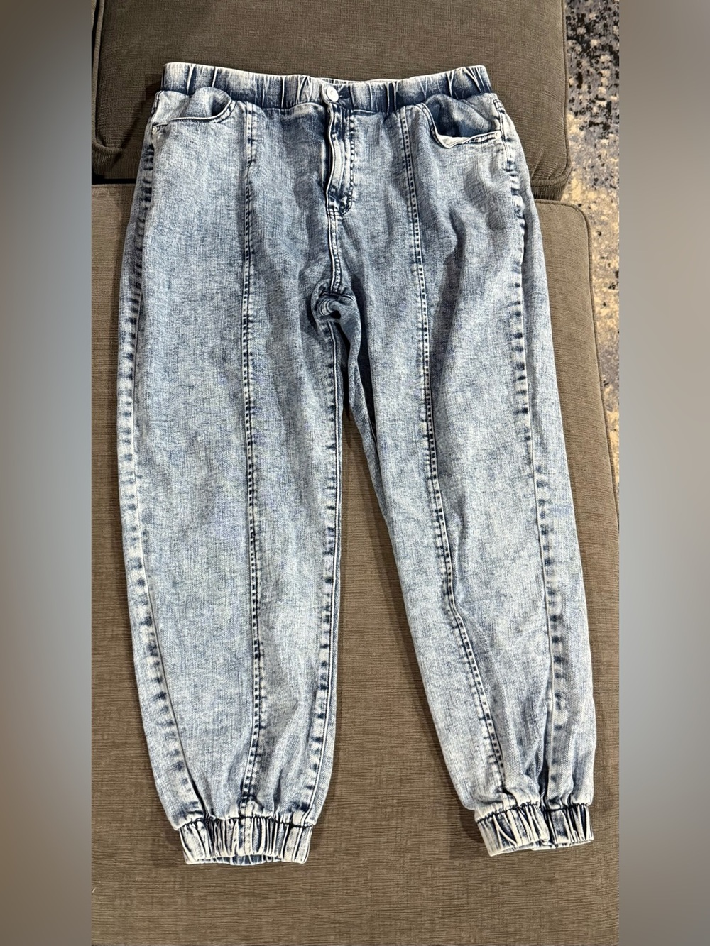 Super-soft Acid Wash Denim look Knit Joggers L